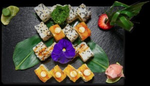 À La Carte Sushi Uramaki Platter